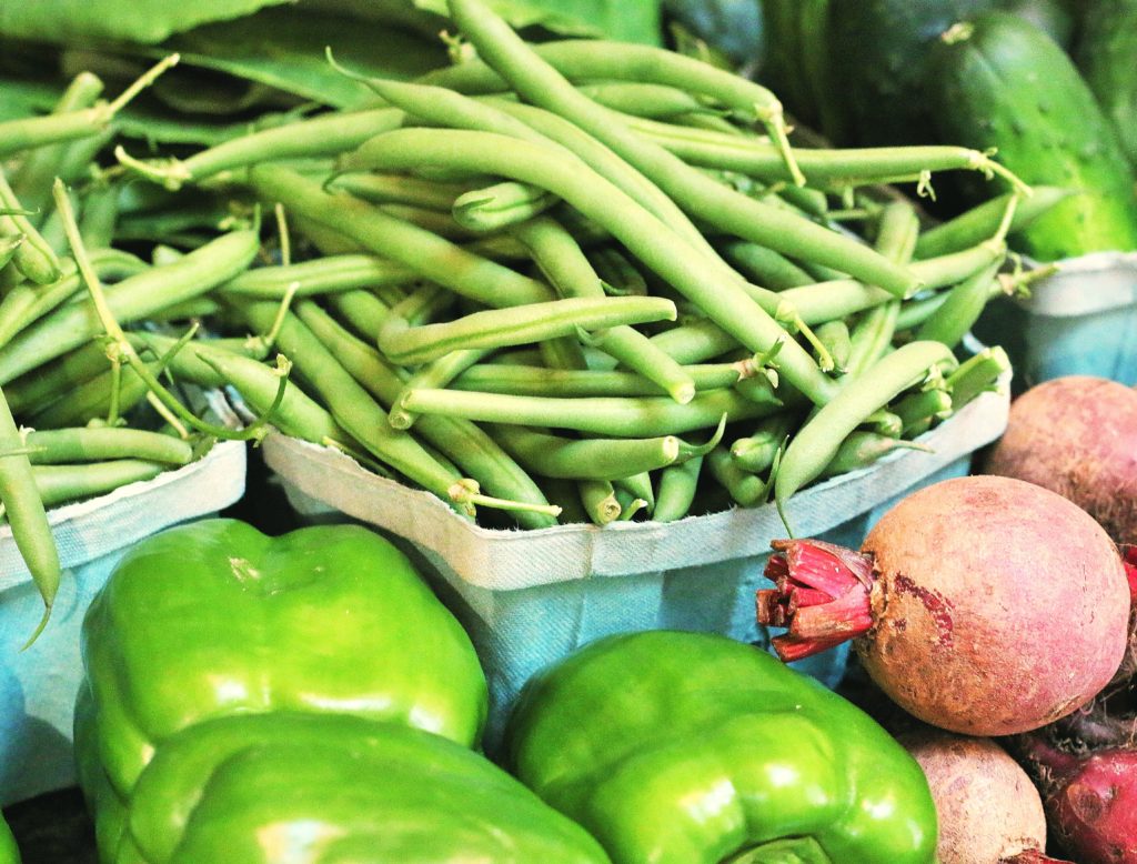 Top 10 Reasons to Shop at a Farmers Market - Kim Wilson